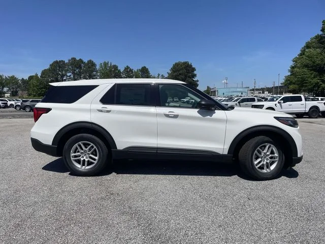 New 2026 Star White Metallic Tri-Coat Ford Active 100A image 2