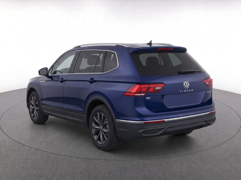 2022 Volkswagen Tiguan SE - Photo 3