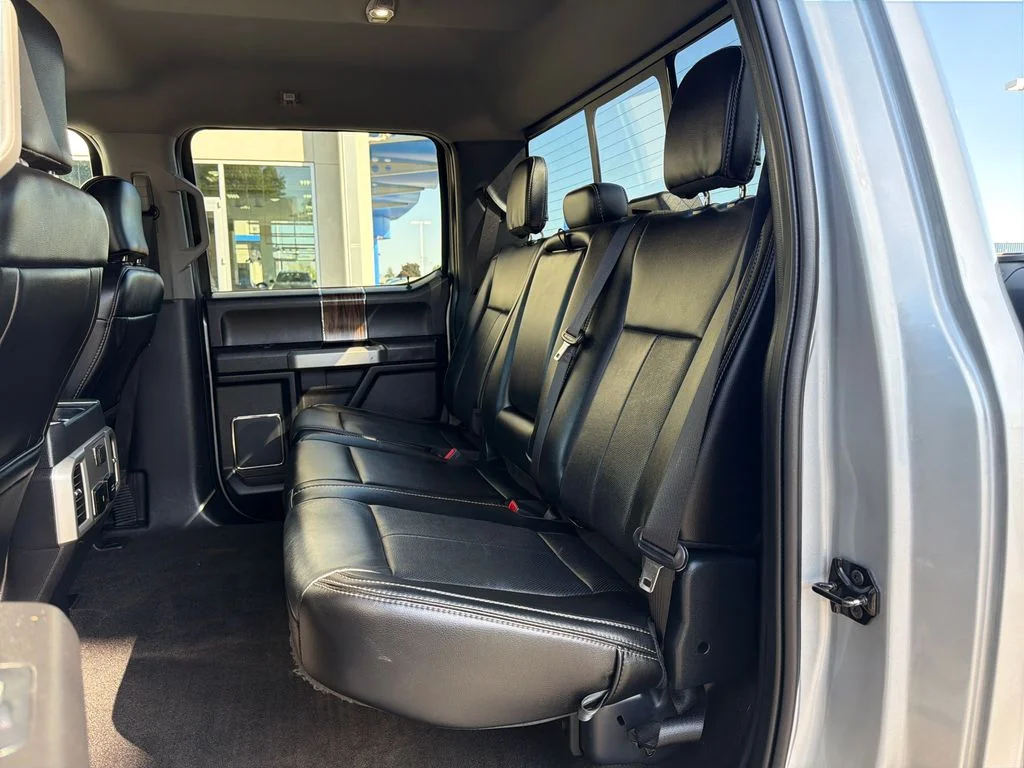 Used 2020 Silver Ford Lariat image 21