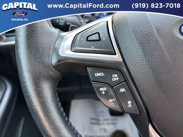 Used 2023 Gray Ford SEL image 25