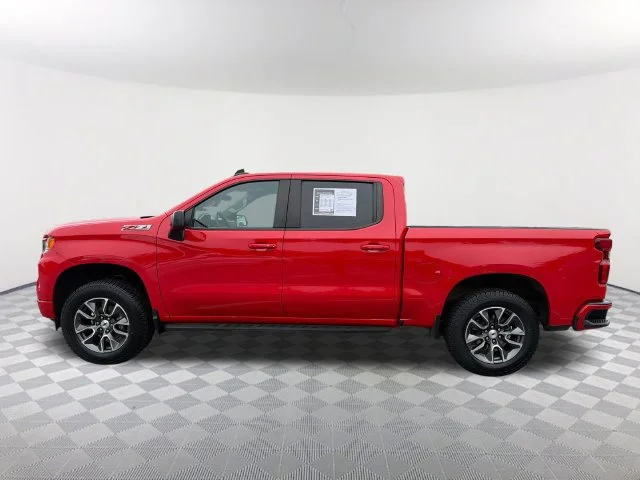 Used 2023 RED HOT Chevrolet RST image 8