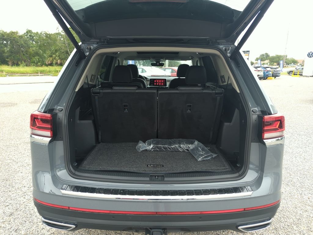 Certified Used 2026 Gray Volkswagen SEL image 32