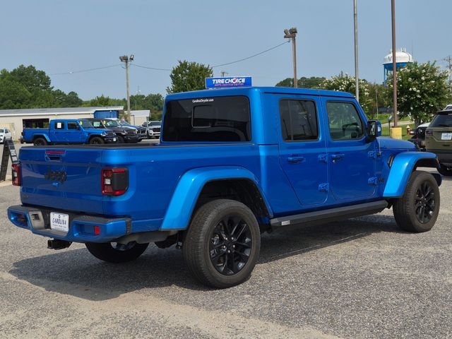 Used 2023 Blue Jeep Overland image 3