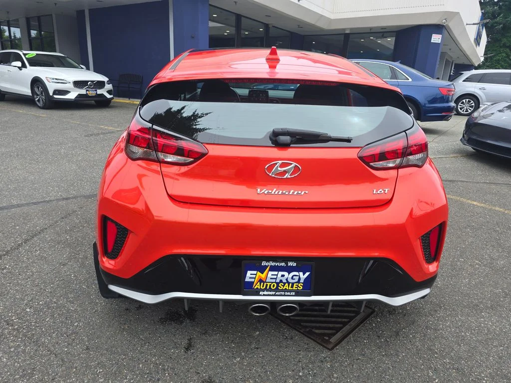 2021 Hyundai Veloster - Photo 6