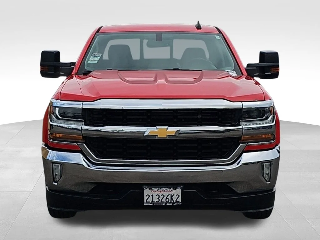 Used 2018 Red Chevrolet LT image 8