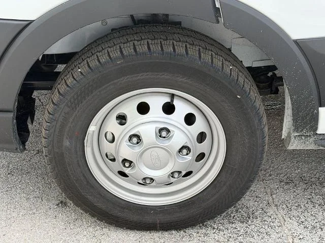 New 2026 Oxford White Ford Cargo Van image 25