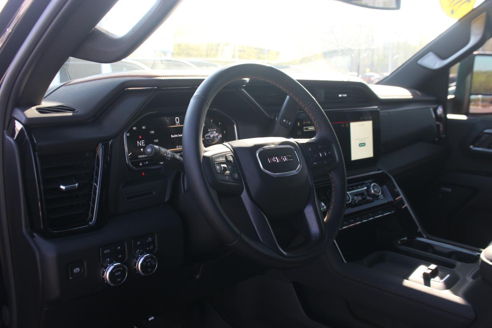 Used 2025 Onyx Black GMC AT4 image 18
