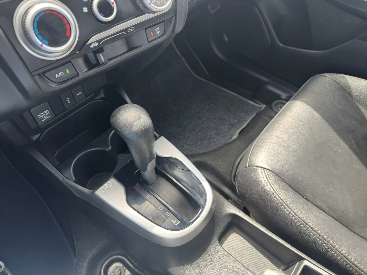 Used 2017 Red Honda LX image 23