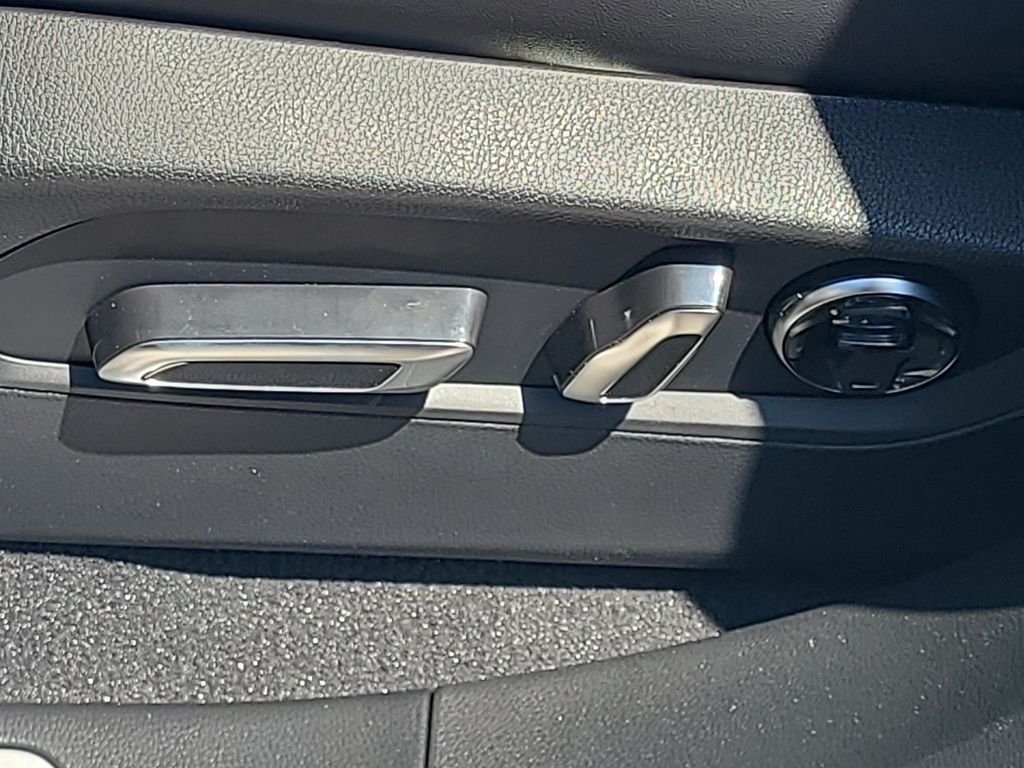 New 2026 Liquid Carbon Metallic Acura Advance Package image 16