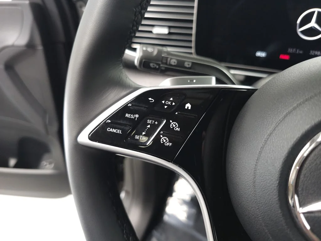 Used 2026 Black Mercedes-Benz GLE 350 image 11