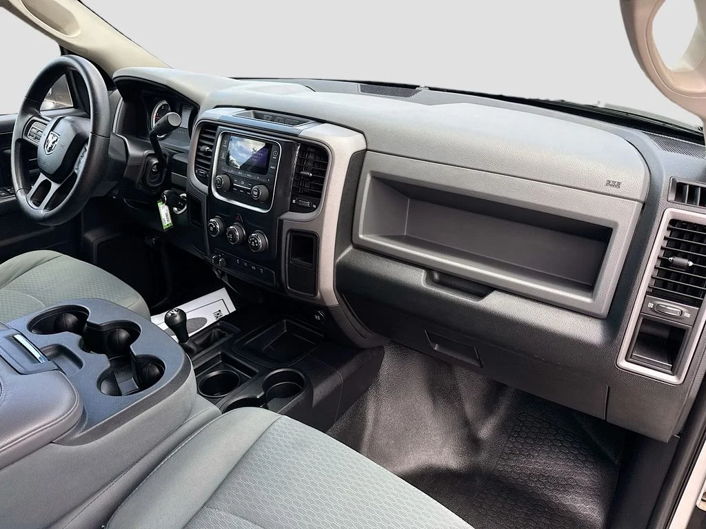 Used 2014 Silver Ram Tradesman image 32