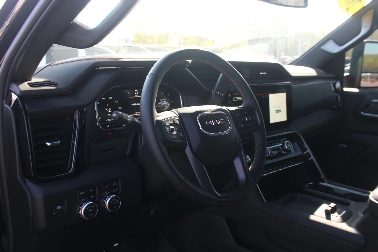 Used 2025 Onyx Black GMC AT4 image 18