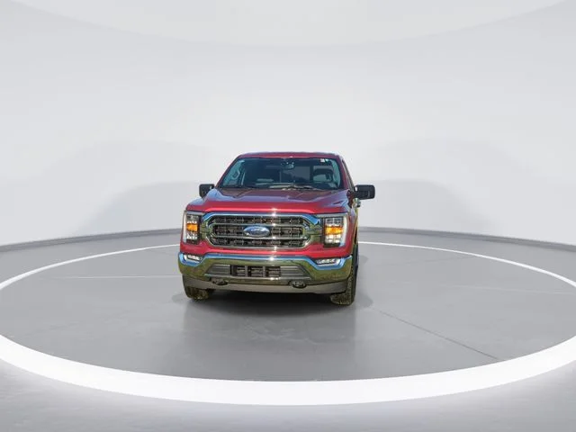 Used 2023 Red Ford XLT image 3