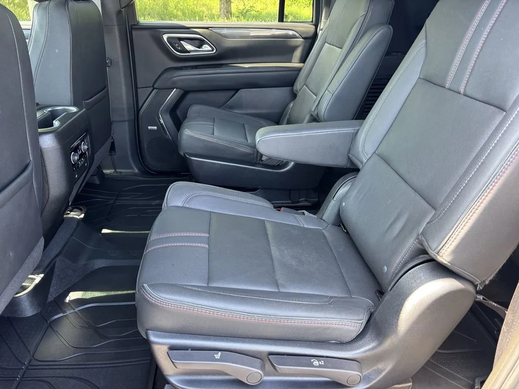 Used 2023 Black Chevrolet RST image 17