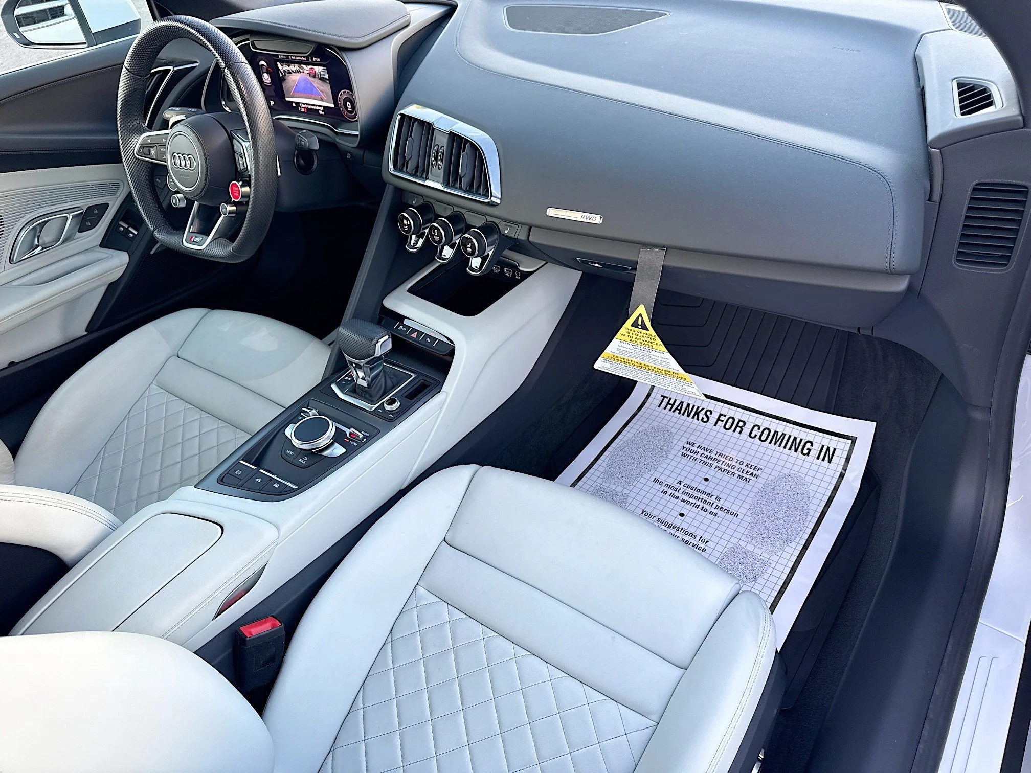 Used 2023 Suzuka Gray Metallic Audi V10 performance image 13