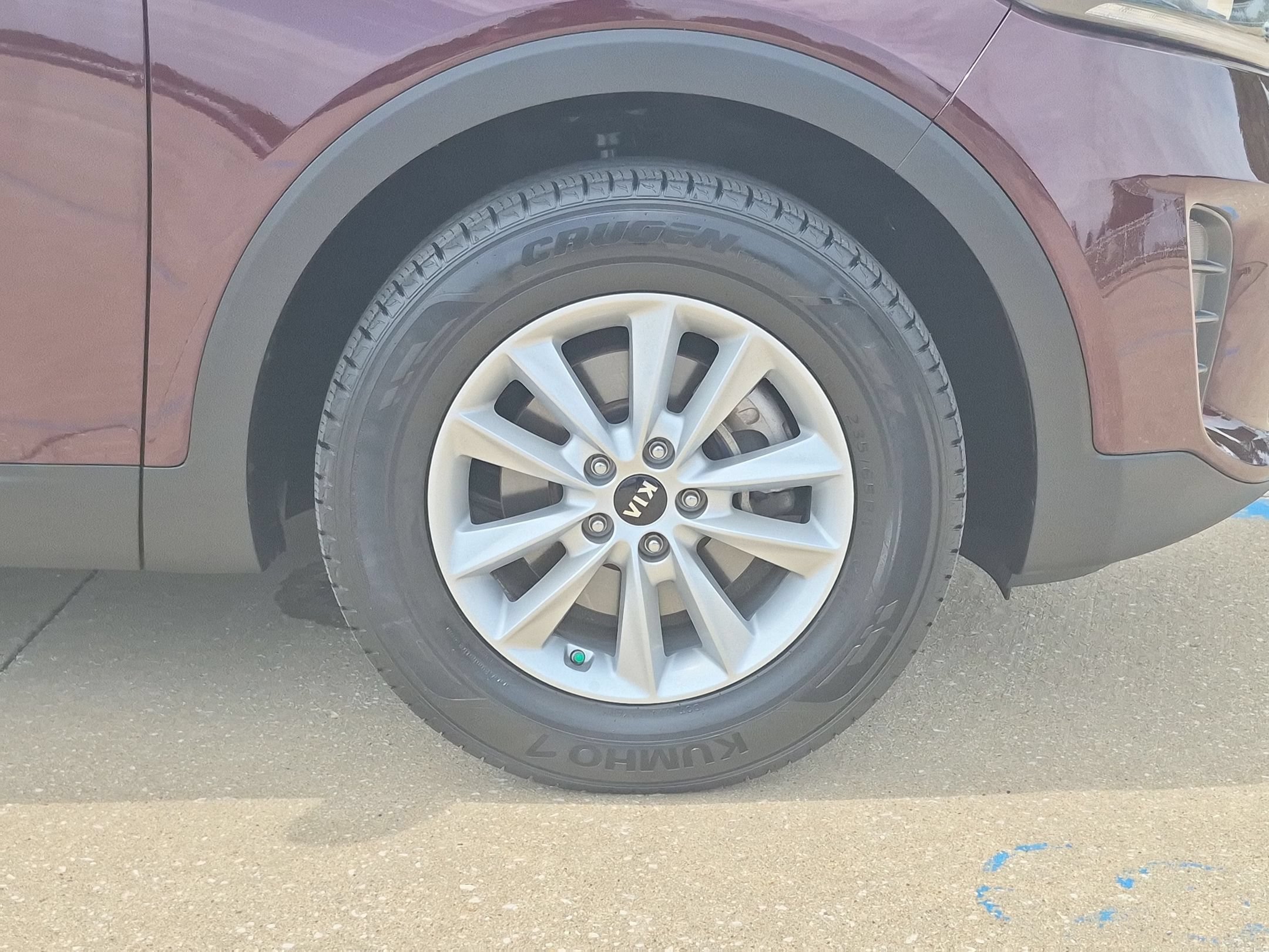 Used 2019 Sangria Kia LX image 31