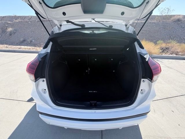 2023 Nissan Kicks SR - Photo 31