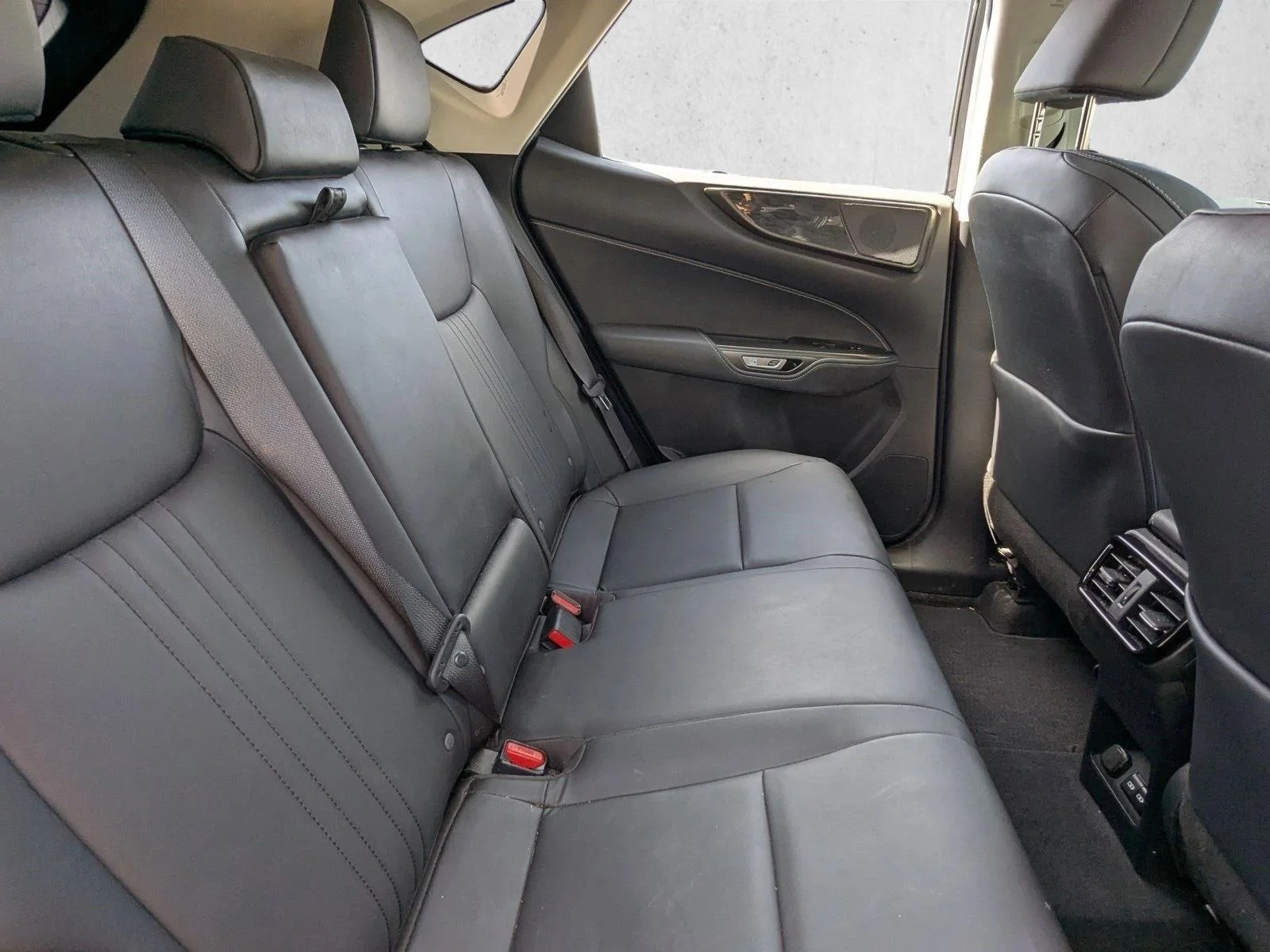 Certified Used 2024 Atomic Silver Lexus NX 350 Premium image 18