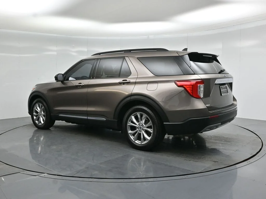 Used 2021 Gray Ford XLT image 6