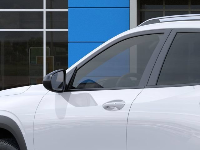 New 2026 Summit White Chevrolet ACTIV image 12