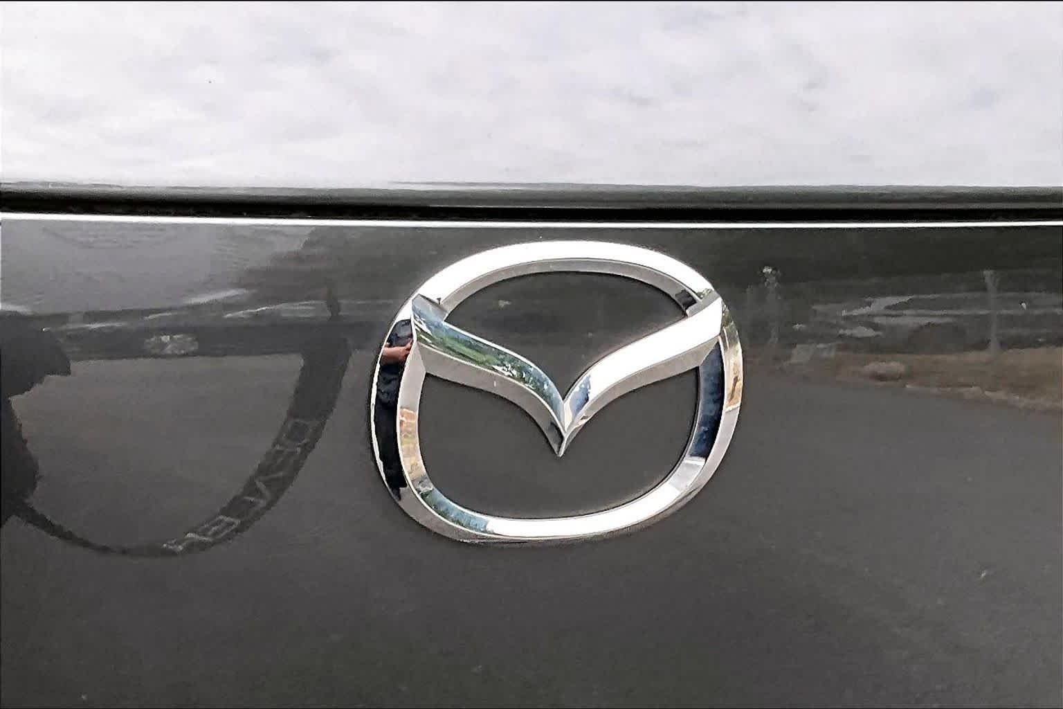 Used 2023 Machine Gray Metallic Mazda 2.5 S Preferred Plus Package image 31