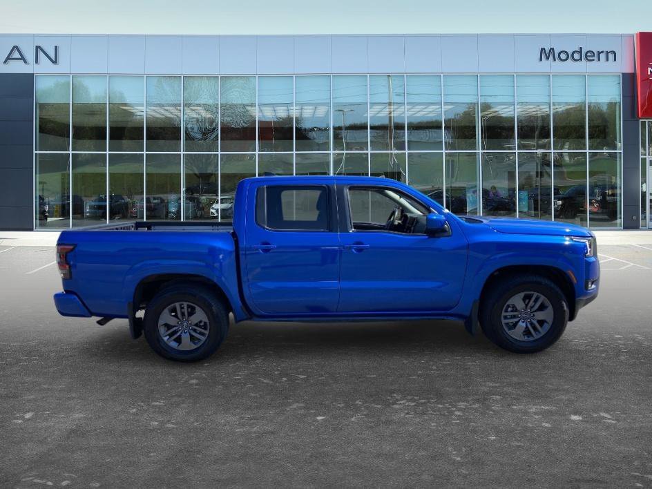 Used 2025 Bluestone Pearl Nissan SV image 4