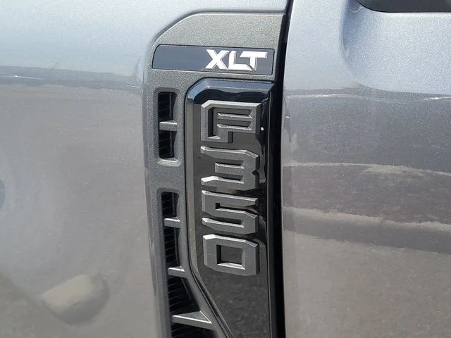 New 2026 Gray Metallic Ford XLT image 9