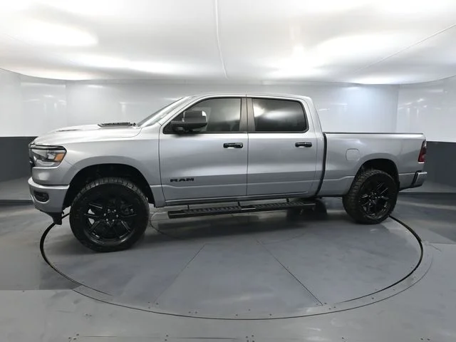 Used 2023 Silver Ram Laramie image 12