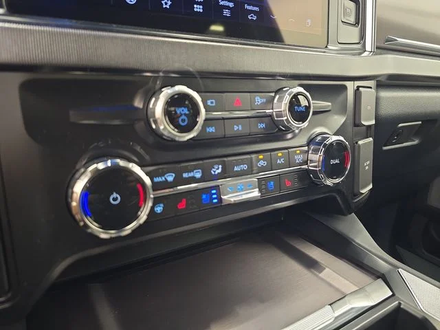 New 2026 Agate Black Metallic Ford F-250® Platinum® image 35