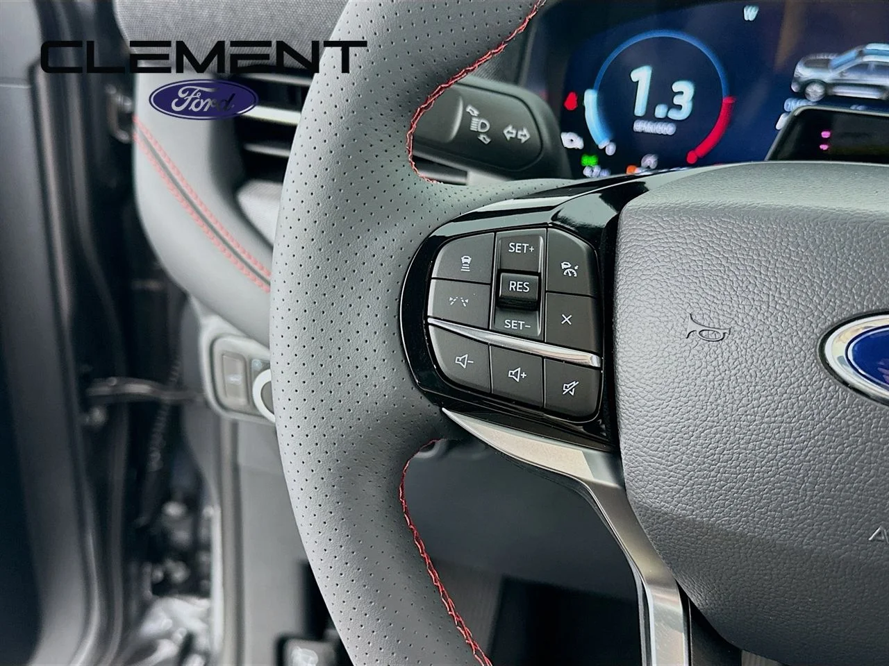 New 2026 Carbonized Gray Metallic Ford ST-Line image 15