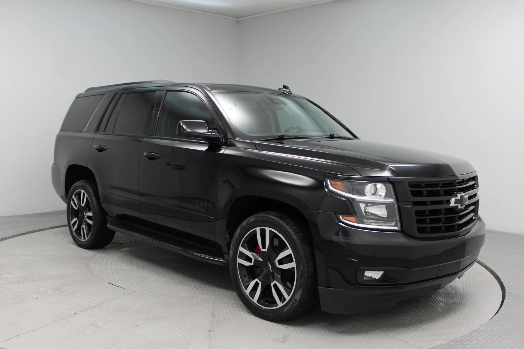 Used 2020 Black Chevrolet 2WD 4dr Premier image 30