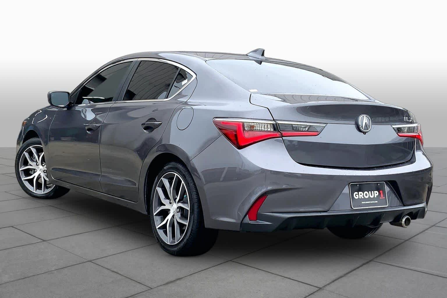 Used 2021 Modern Steel Metallic Acura w/Premium Package image 12