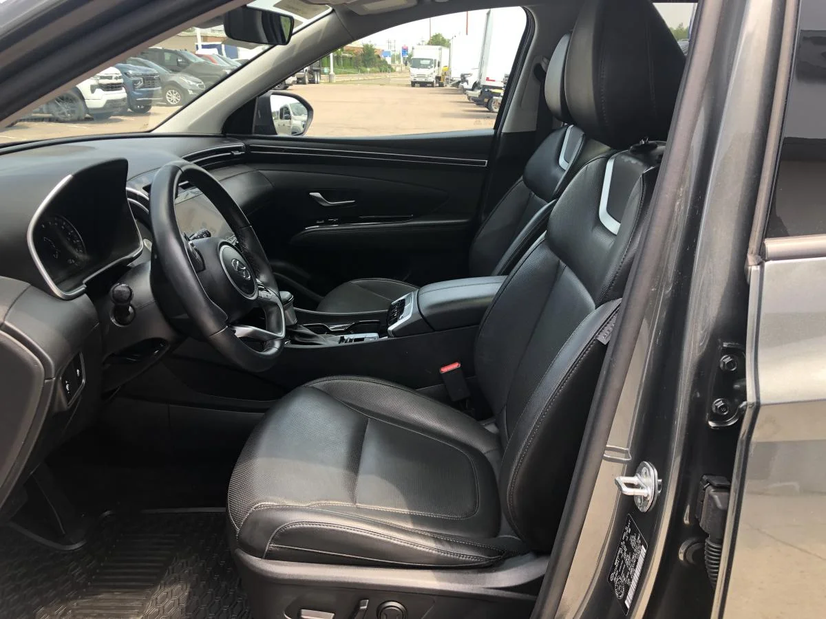Used 2023 Grey Hyundai Preferred AWD w/Trend Package image 12