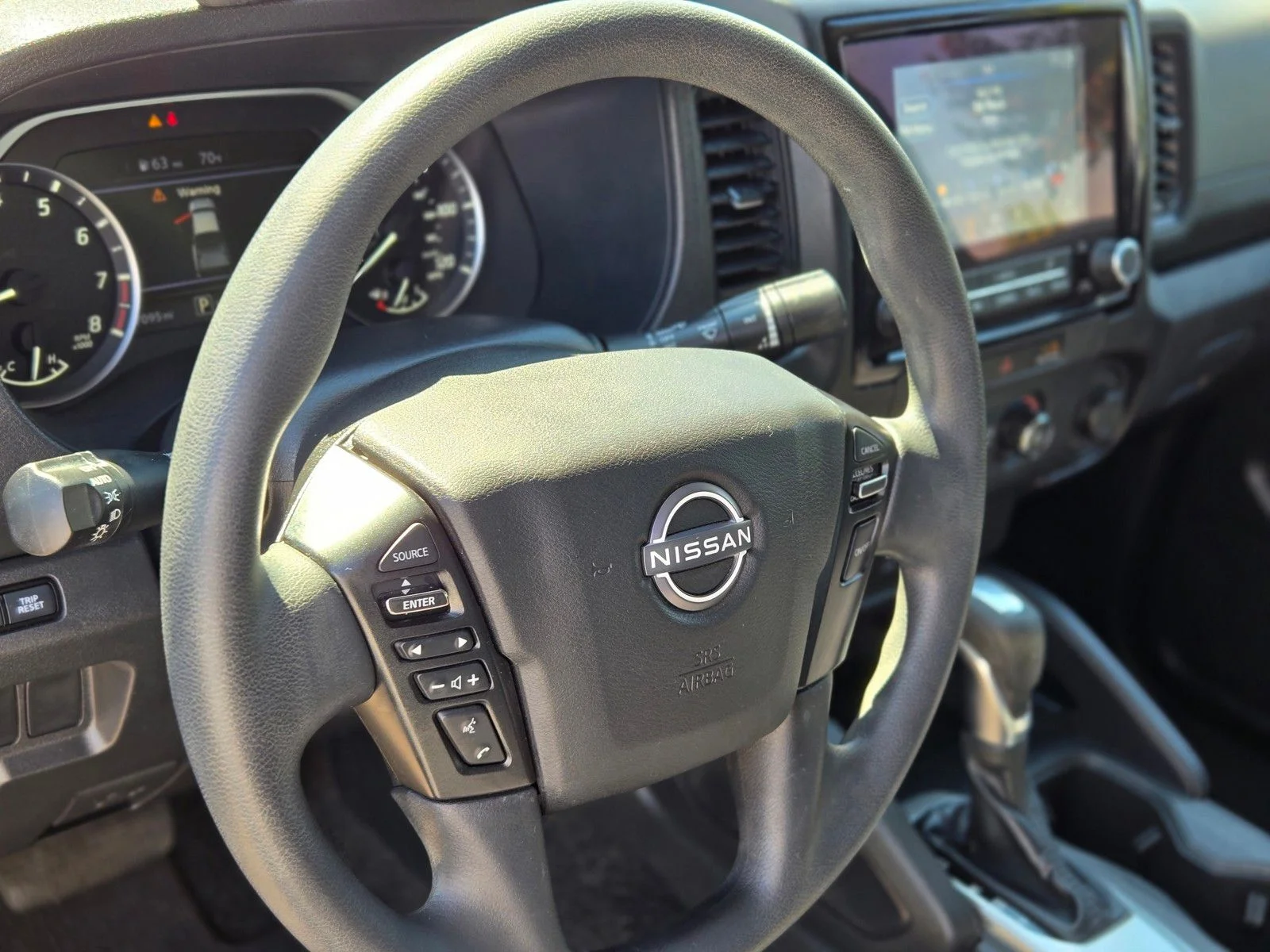 Used 2023 Glacier White Nissan S image 10