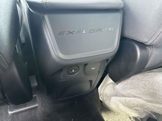 2026 Ford Explorer Active - Photo 30