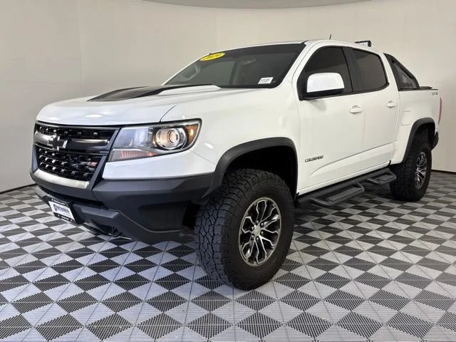Used 2019 Summit White Chevrolet 4WD ZR2 image 2