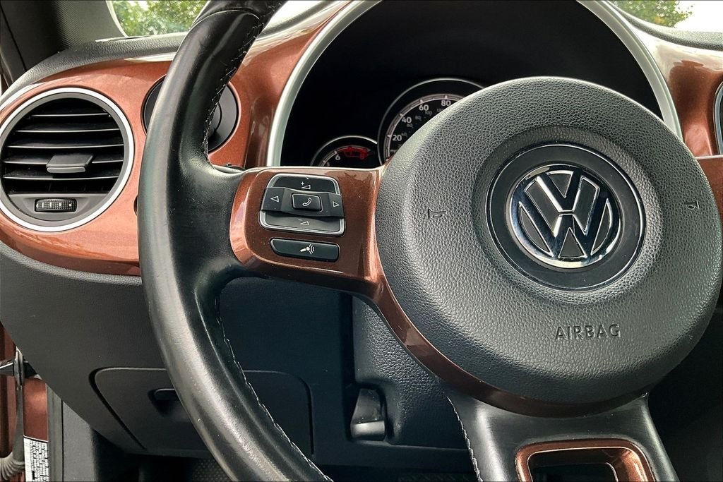 Used 2017  Volkswagen 1.8T SE image 10