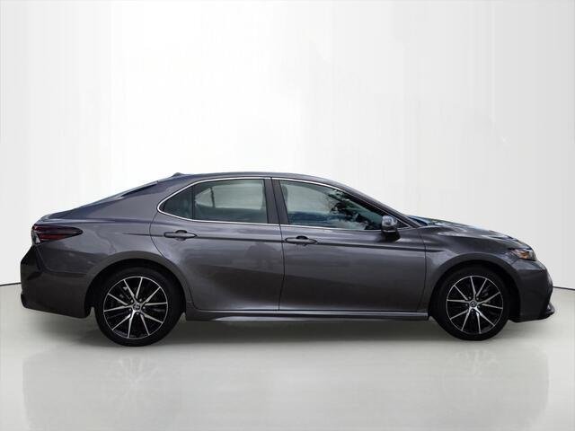 Used 2022 Predawn Gray Mica Toyota SE image 6