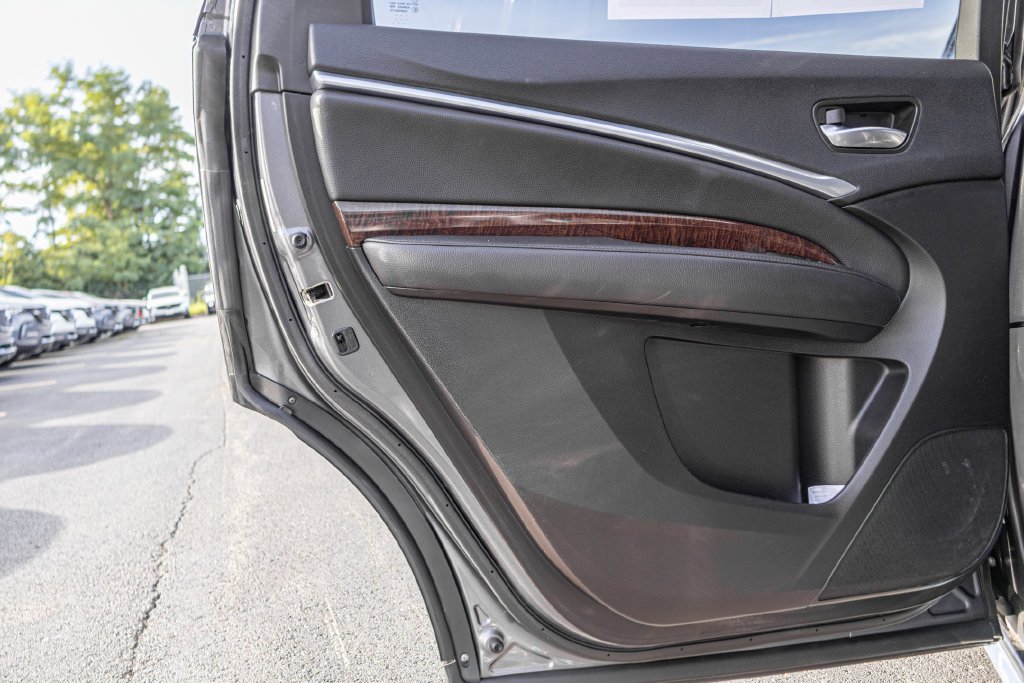 Used 2017  Acura 3.5L image 30