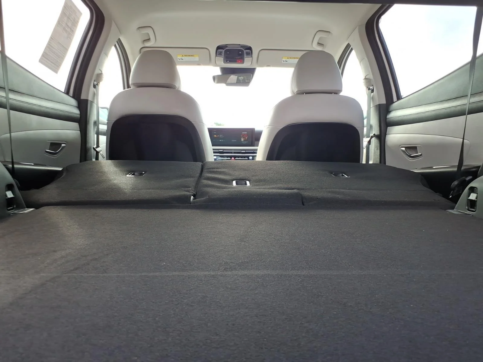 Used 2026 Creamy White Pearl Hyundai SEL Convenience image 24