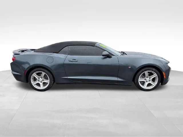 Used 2021 Gray Chevrolet 1LT image 8