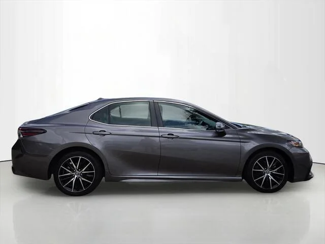 Used 2022 Predawn Gray Mica Toyota SE image 6