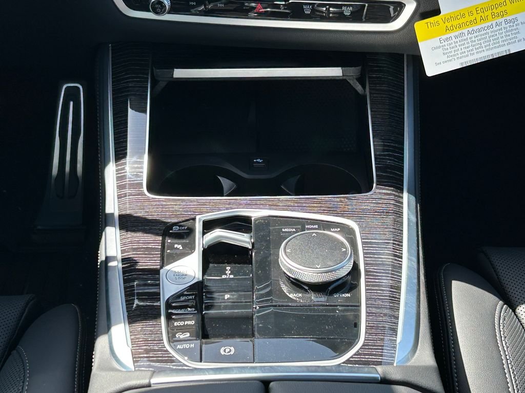 New 2026 Carbon Black Metallic BMW xDrive40i image 27