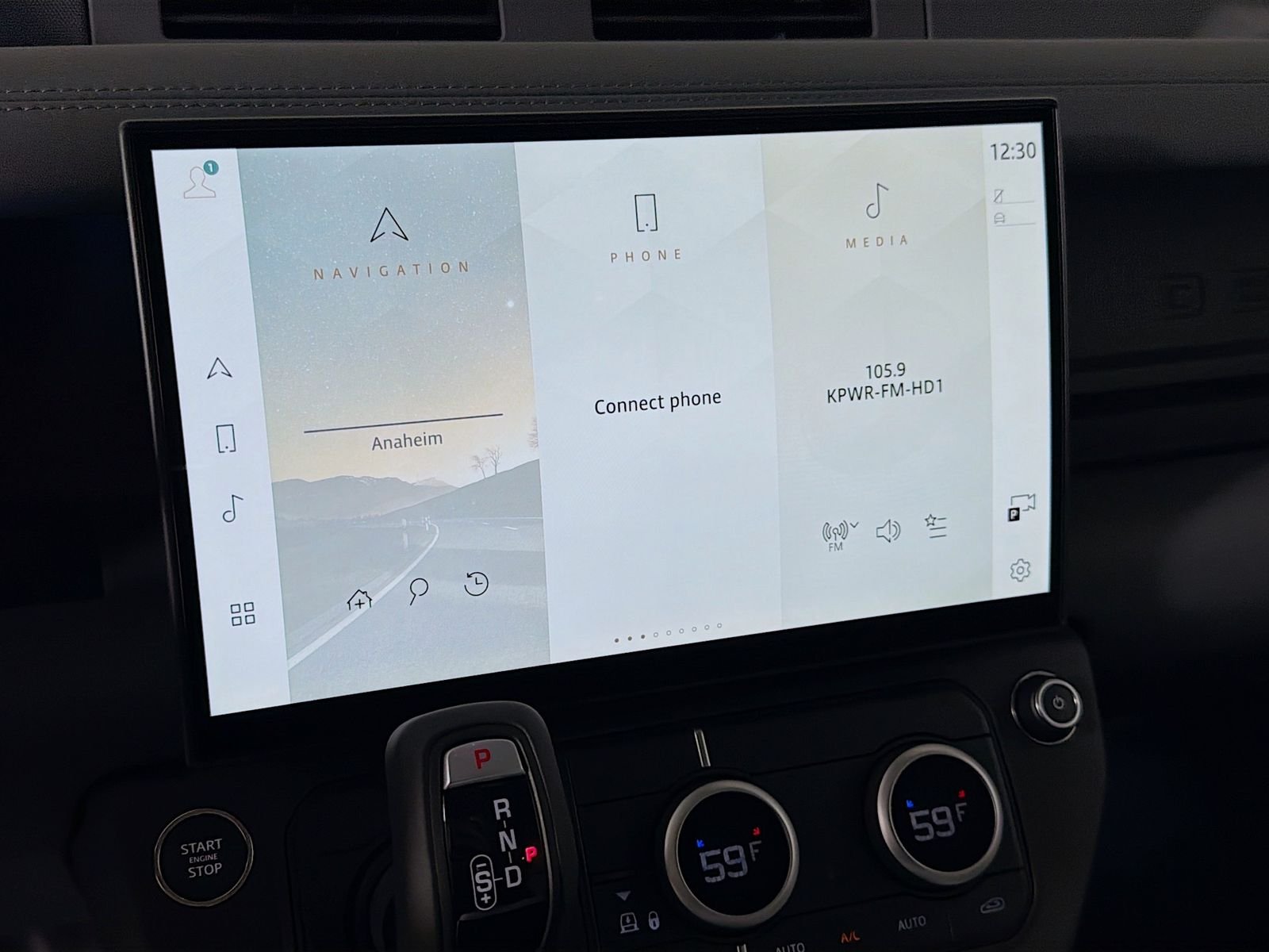 New 2026 Tasman Blue Land Rover X-Dynamic SE image 18