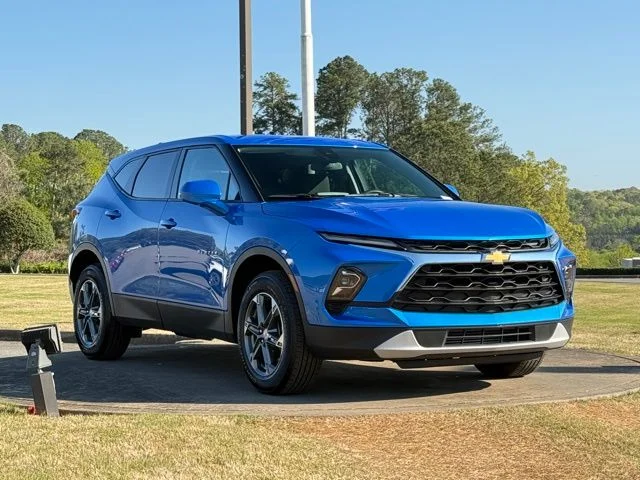 2025 Chevrolet Blazer 2.0T 2LT FWD's photo