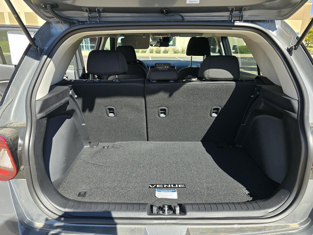 New 2026 Ecotronic Gray Hyundai SE image 31