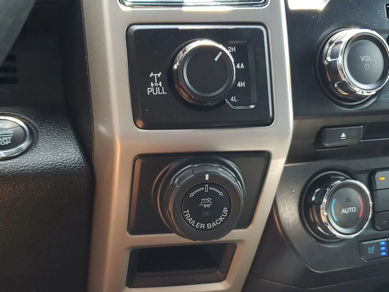 Used 2017 Black Ford Lariat image 25