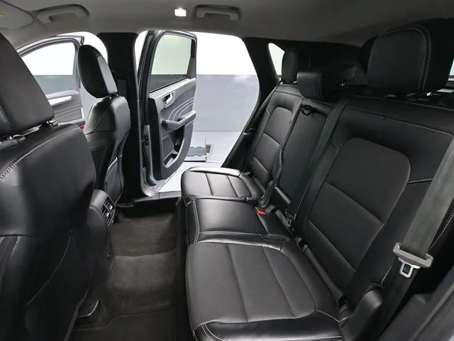 2024 Ford Escape Platinum - Photo 30