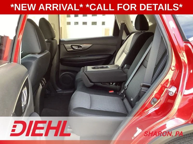 Certified Used 2017 Palatial Ruby Nissan SV image 16