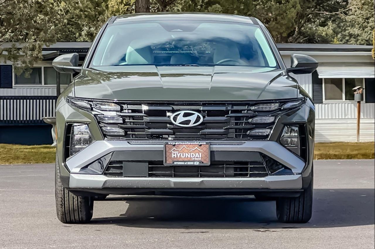 New 2026 Green Hyundai SE AWD image 9